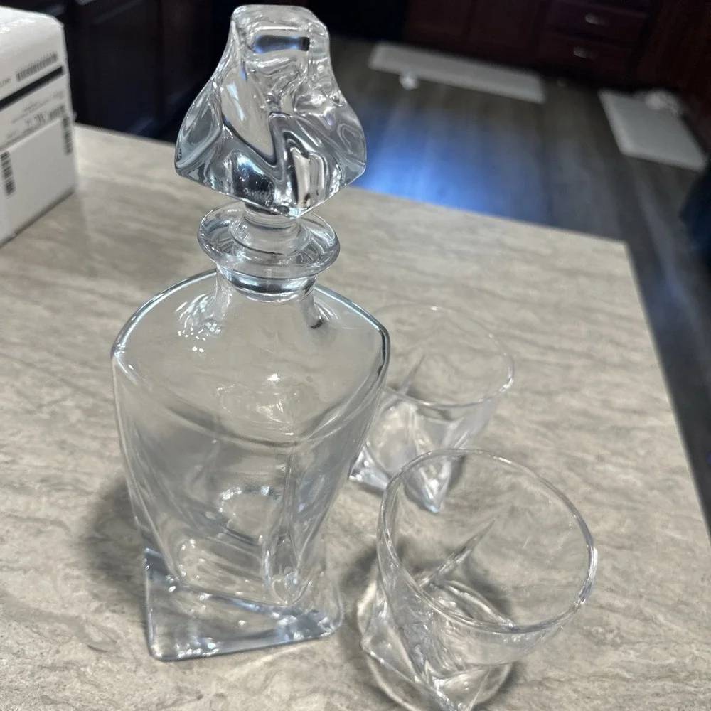 Elegant Glass Decanter w/Stopper Clear Twisted Wave Barware Art Deco MCM 11